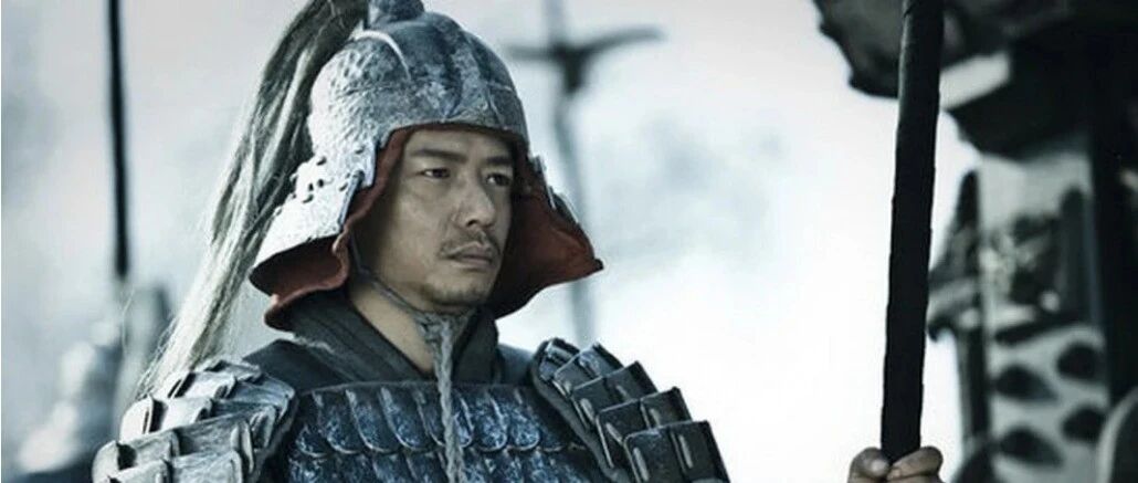 历史上，功高震主的人最后是怎么免得杀身之祸的?
