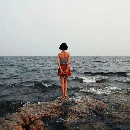 《奇葩说》辩手卖炸鸡，单月亏损近10万：不懂这3个底层规律的人，永远不赚钱