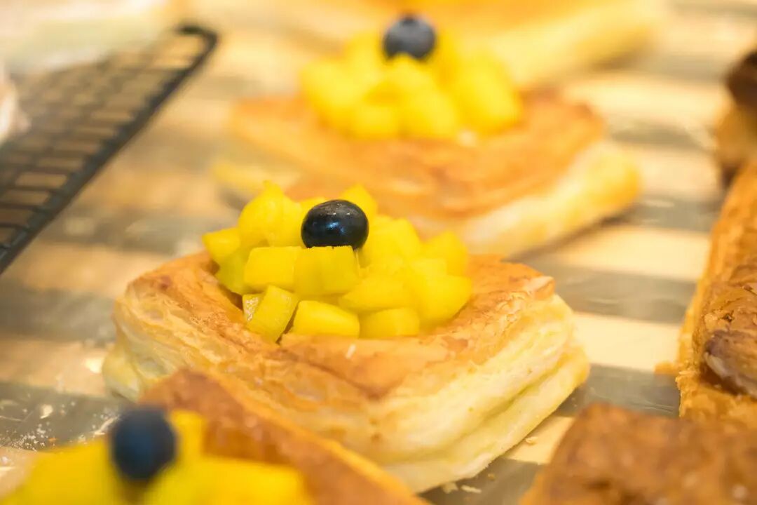 淡奶油打发?淡奶油怎么都打发不起来？怎么办？？？