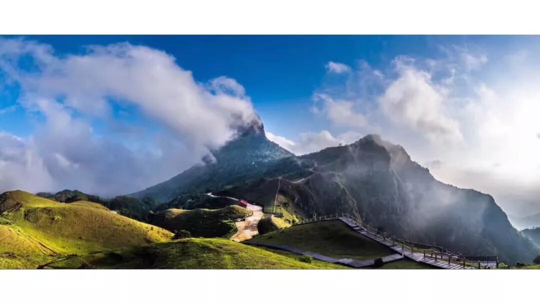 岑溪市天龙顶山地公园