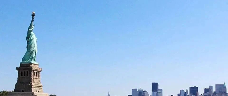 社评：21世纪的世界不能被一群狂人劫持