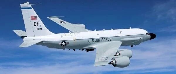 台媒罕见报告：“共机”今早在台海附近驱离美国军机