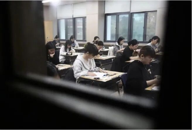 韩国高考出现重大事故