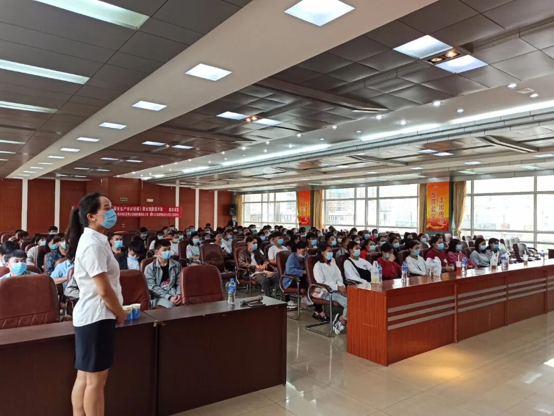 服务涵盖昆明无人机培训、昆明保安服务、昆明物业服务、昆明宠物医疗美容、昆明职业技能培训服务、昆明广告策划、昆明安防监控。