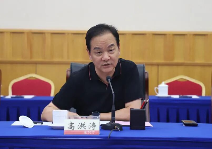 学院汇报了莱芜区物流业专项规划方案,省交通运输厅原巡视员高洪涛