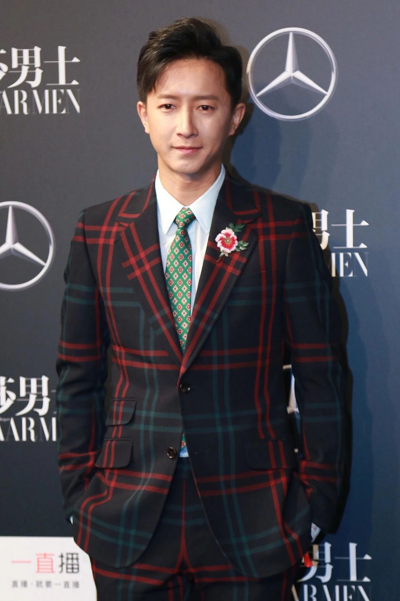 这个在娱乐圈火了10年的流量巨星，终于把自己玩过气了