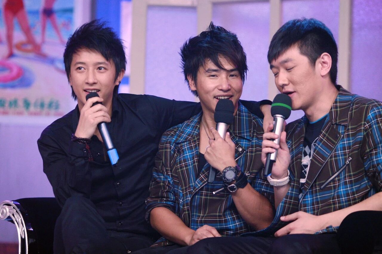 这个在娱乐圈火了10年的流量巨星，终于把自己玩过气了