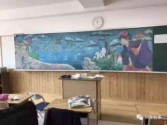 不愧是動漫國度，日本學生的黑板繪畫太厲害！網友：我媽問我問什麼跪著看 動漫 第8張