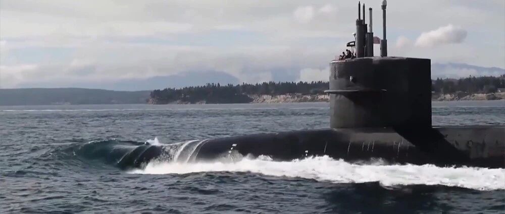 美俄“灭国潜艇”，相继亮相！