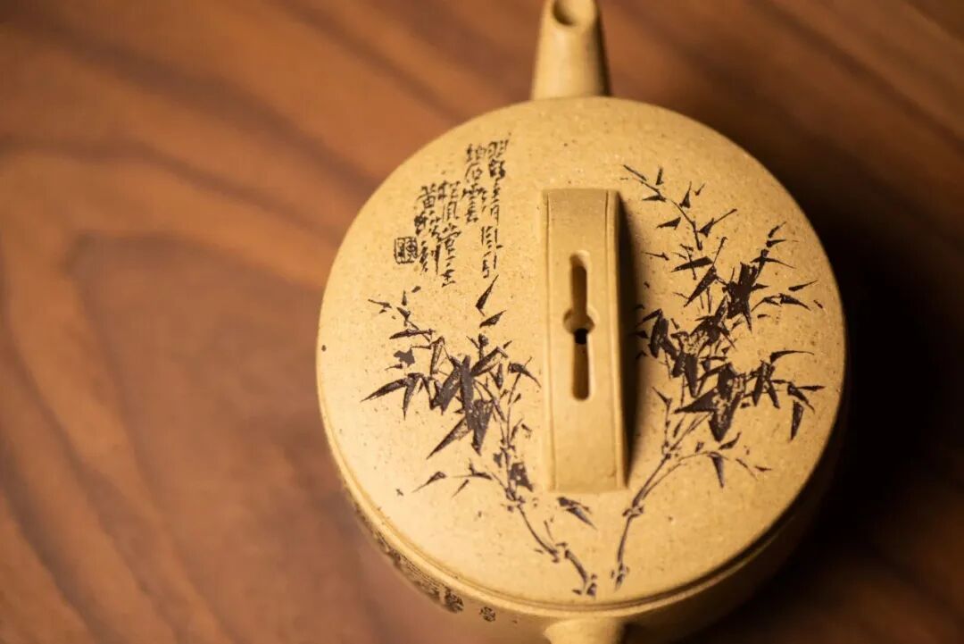 【隽器】— 6767储建锋制黄松刻绘 · 汉棠石瓢 & 汉瓦_紫砂_作品