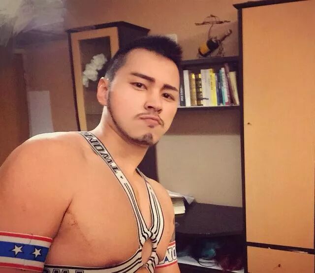 你心目中的同志天菜是哪位 - 51虹马