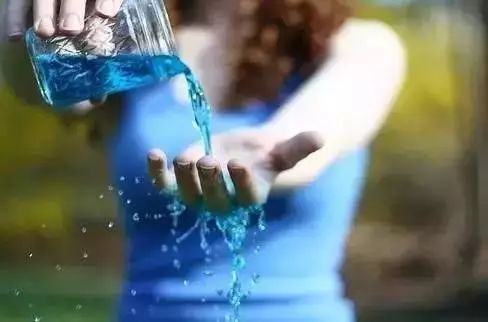 华莱人:逼出来的坚强，忍出来的性格