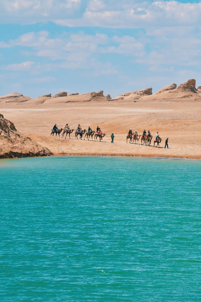 中国最孤独的城市，是北京3倍大，1平方公里只有1人，方圆350公里没有城市，每年有100万人被它美哭