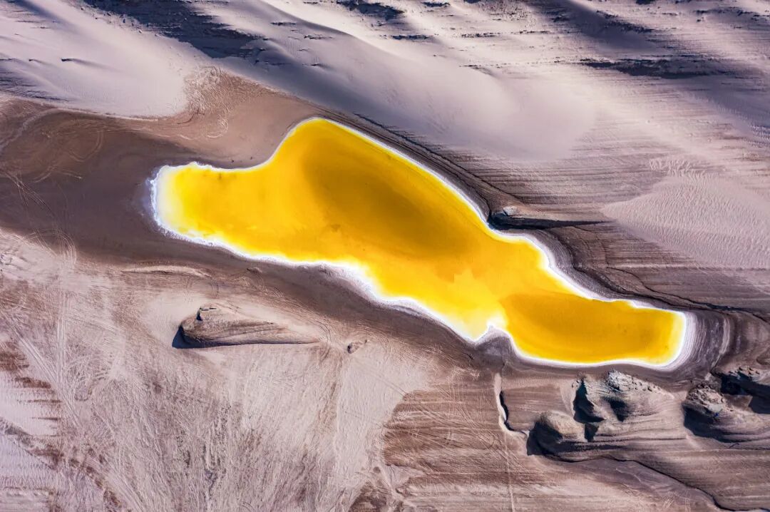 中国最孤独的城市，是北京3倍大，1平方公里只有1人，方圆350公里没有城市，每年有100万人被它美哭