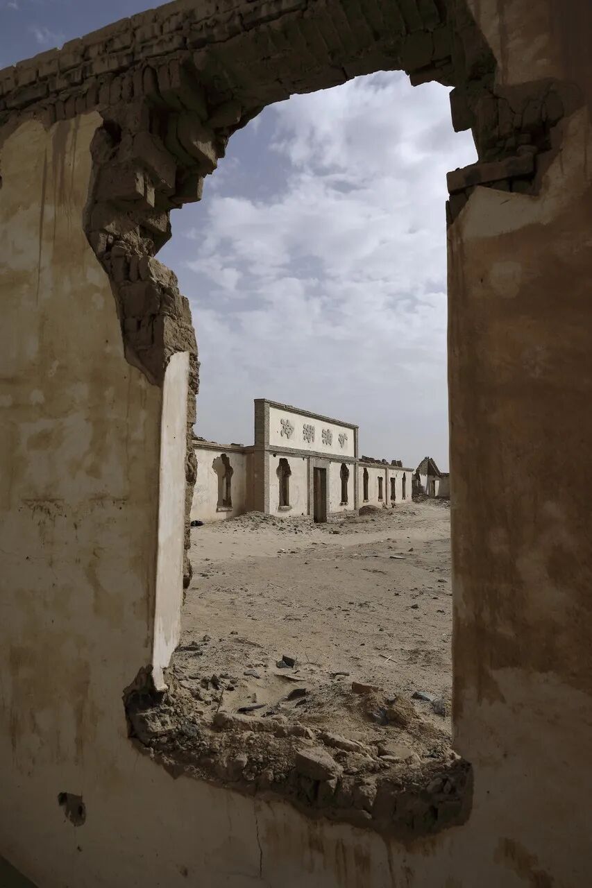 中国最孤独的城市，是北京3倍大，1平方公里只有1人，方圆350公里没有城市，每年有100万人被它美哭