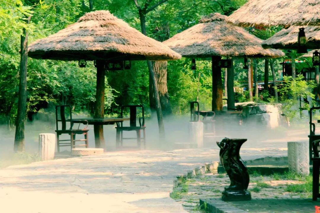 不是青岛！山东最“烟火”的小城，比丽江安逸，物价感人，美到心醉，凭一把烧烤让全国人民上瘾！