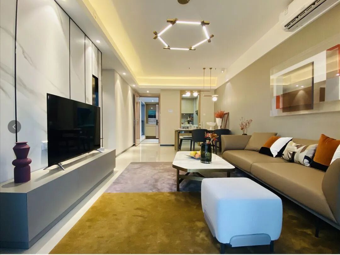 建面约105㎡复式3+1房2厅3卫