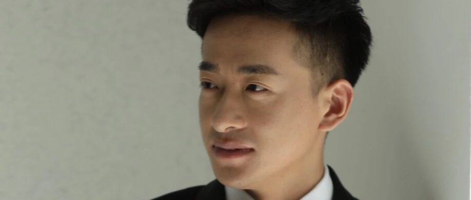 青年作家三表的独白