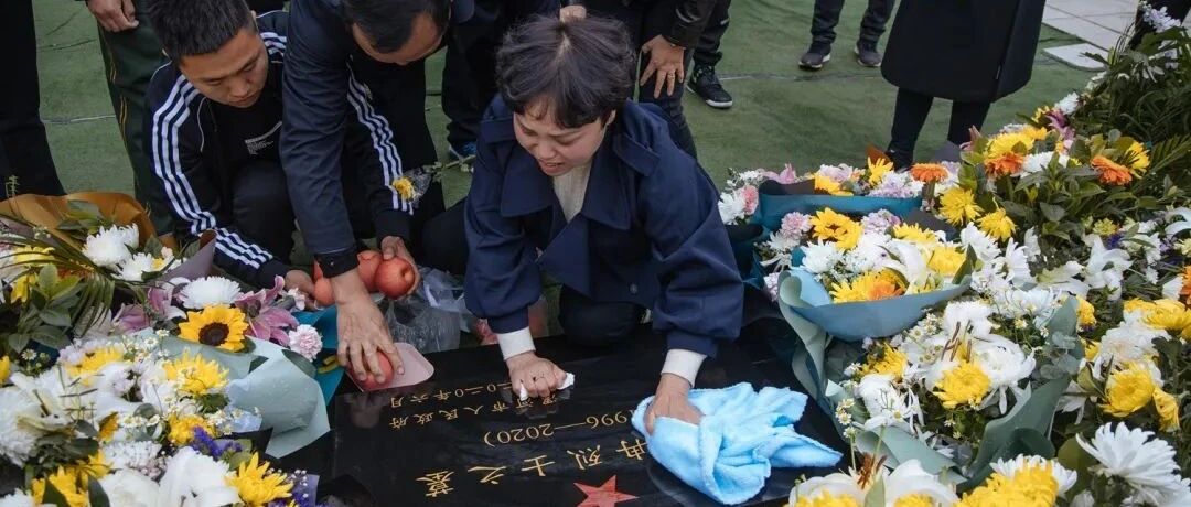 这一幕幕，看哭了