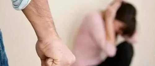 法院回应女子忍40年家暴离婚被驳回：无法证明遭家暴 判后不上诉