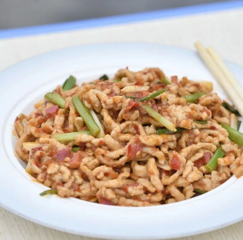 清镇一中举办校园美食文化节活动