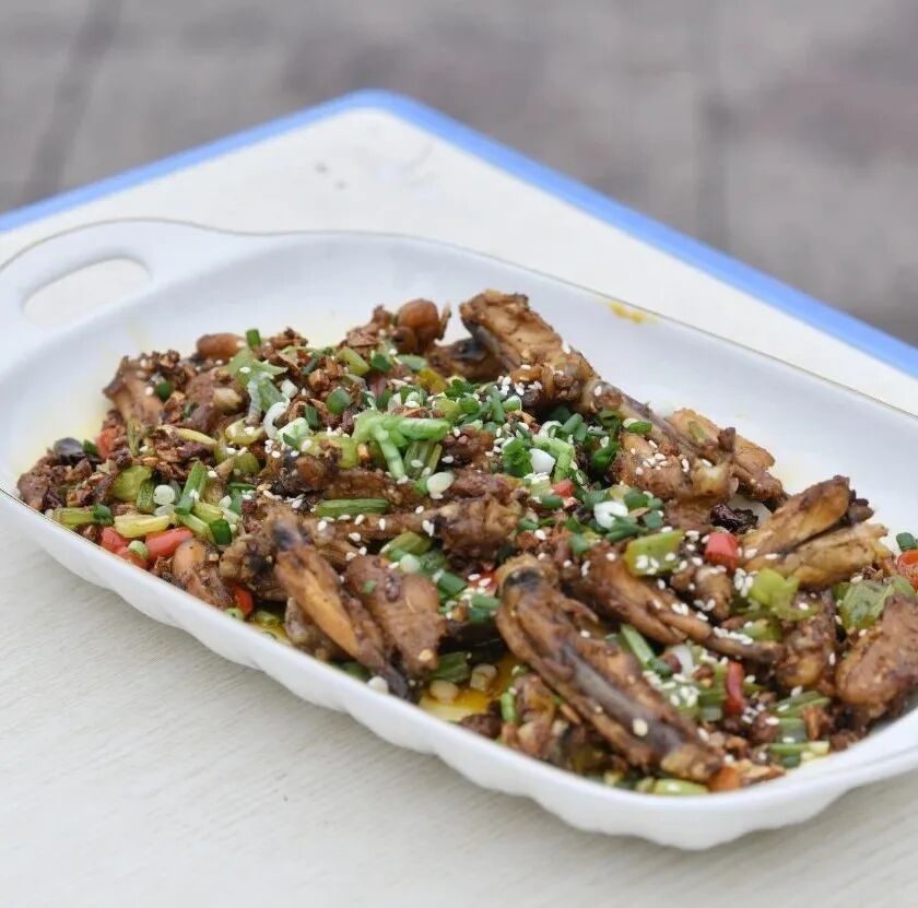清镇一中举办校园美食文化节活动