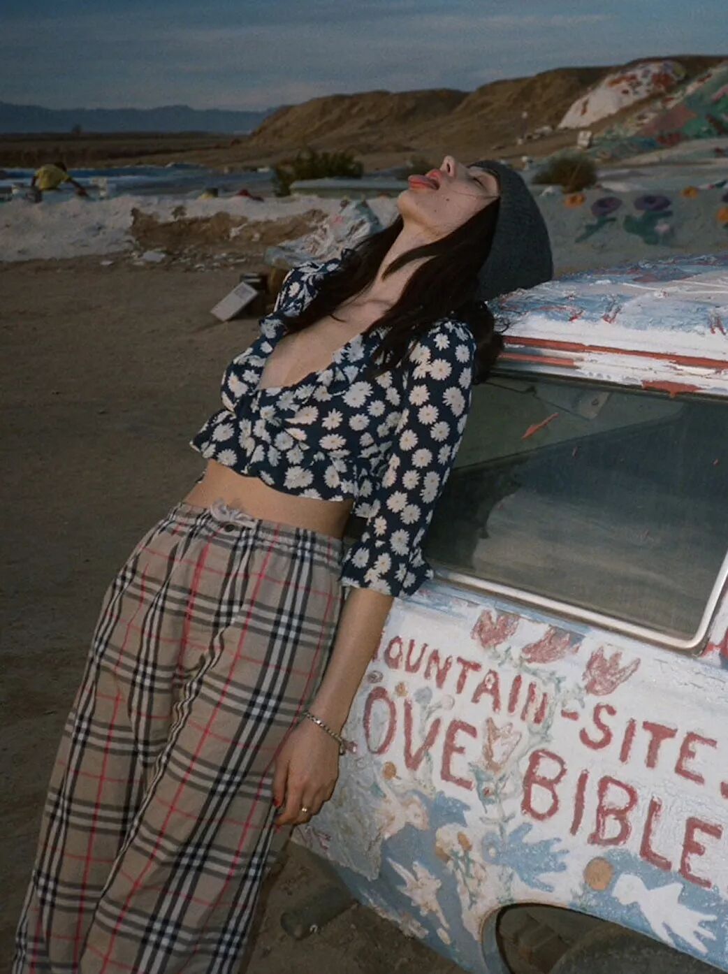 Lisa、Jennie都愛的「小雛菊」火了！紅遍時尚圈，小資女也能入手 時尚 第5張