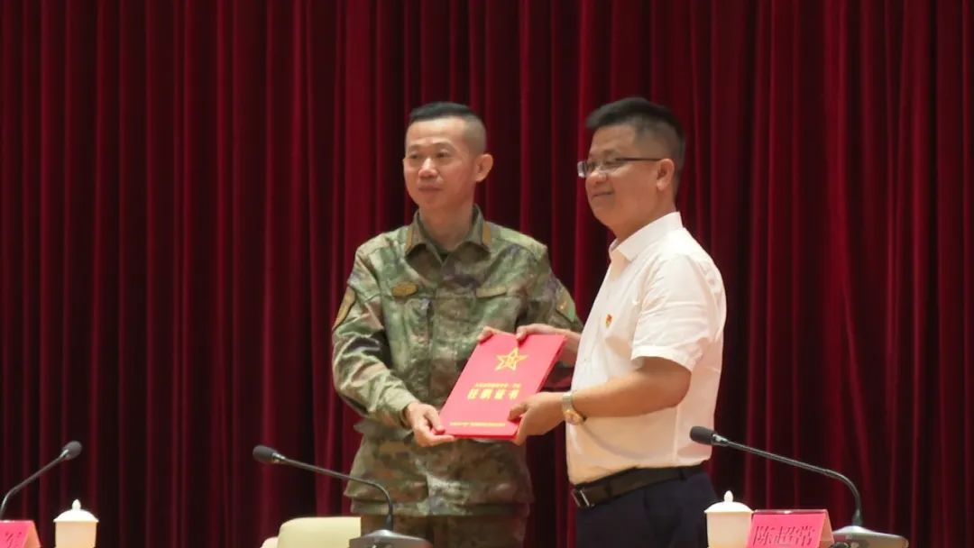 陈超常任县人武部党委第一书记