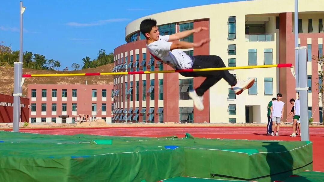 全程燃爆广宁县钱学森学校第一届体艺节太耀眼