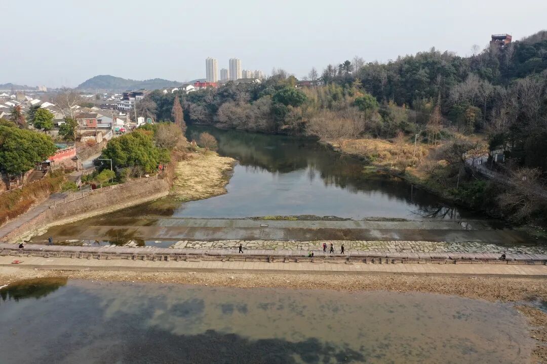 “它山”之石，可以筑堰！