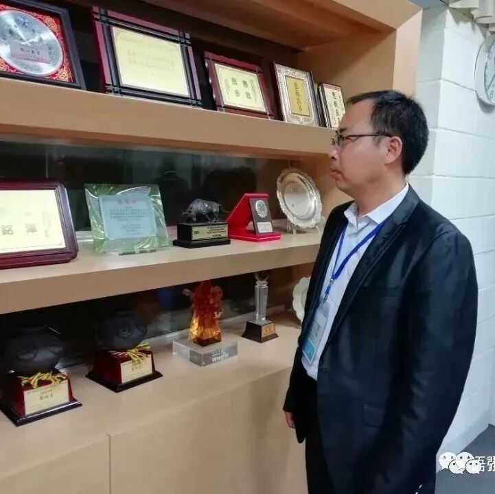 【青春语文·耀辉专栏】因为爱，所以爱