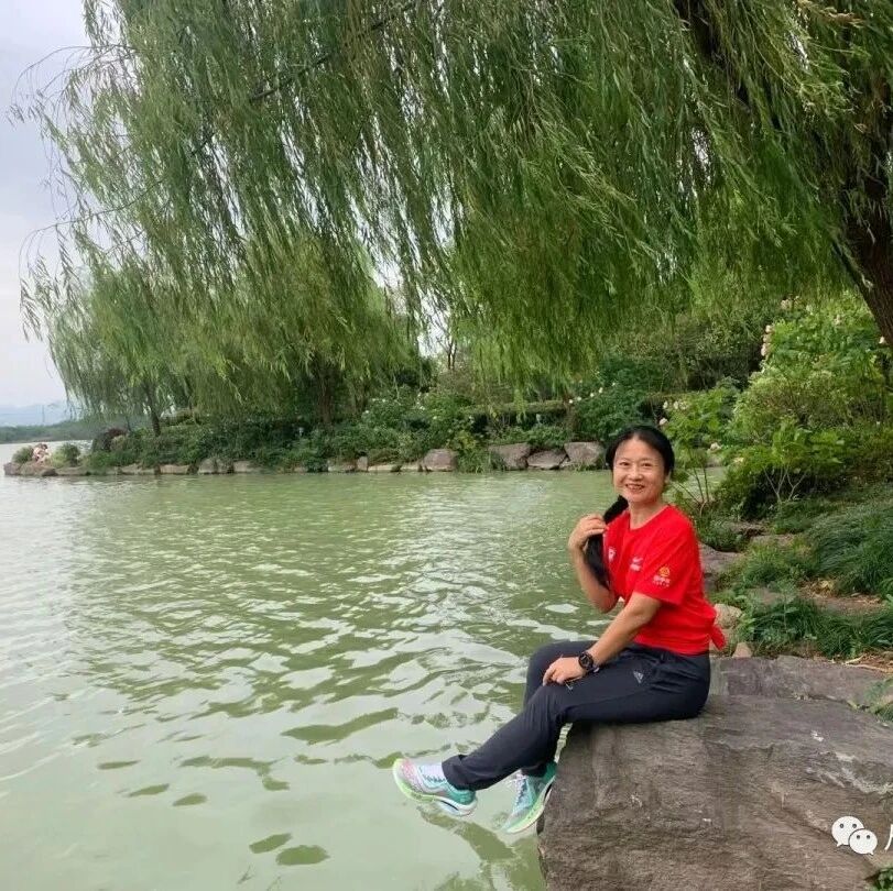 【青春语文·邹洁瑜专栏】教育随笔  ------2023年重阳节回望金华尖峰山登高记
