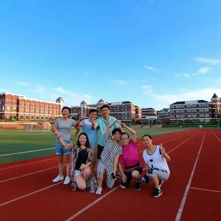【青春语文·陆艳专栏】课疯子周忠玉