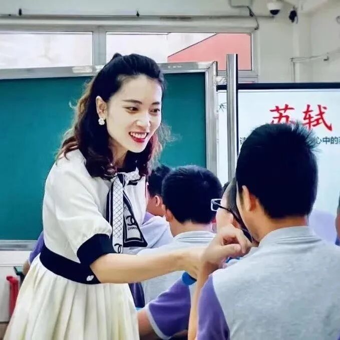 【青春语文 · 杨静专栏】“照片”作文专题训练——花样年华，影记时光