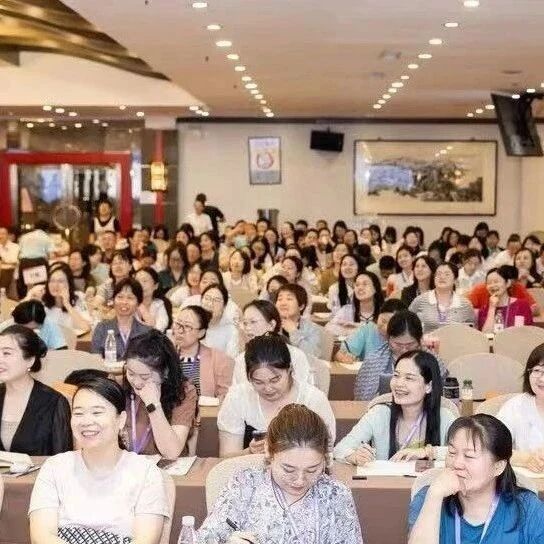 王君训练营第三天 | 思维碰撞话课堂，梦幻联动品《社戏》