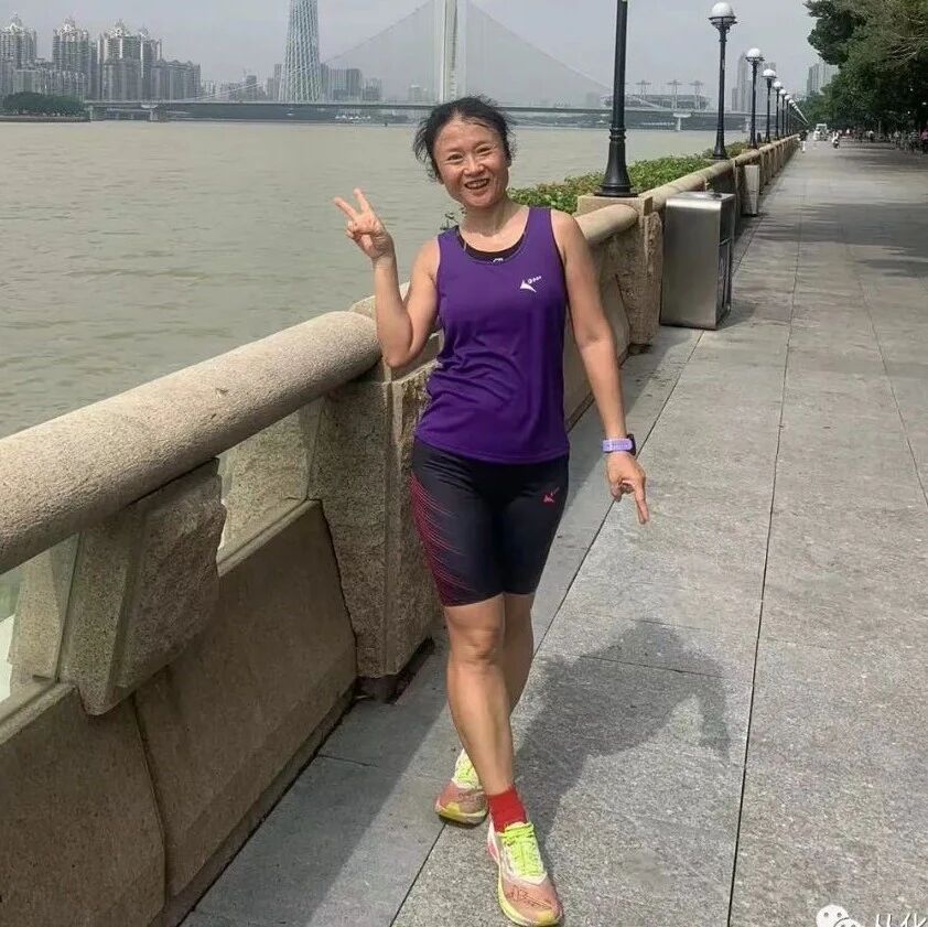 【青春语文•邹洁瑜专栏】美好的生活不在偶尔奋起绷紧的自律，而在于持续不断伸向未来的每一天——2023年9月开学记教师节记