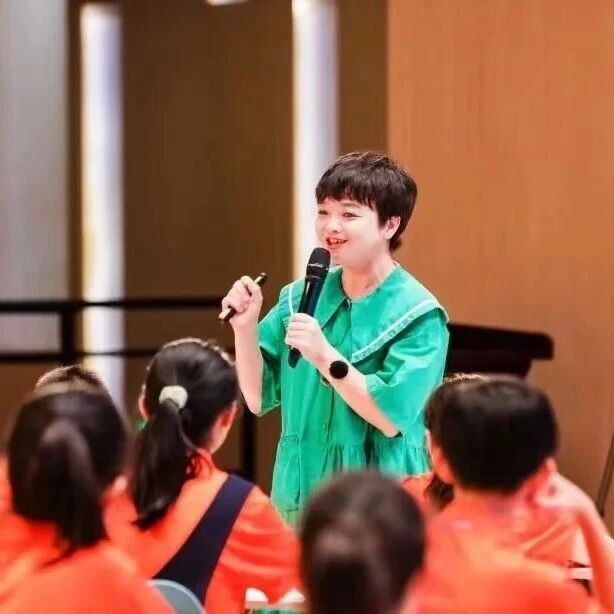 【青春语文·王君专栏】这些作文的坑，最优秀的孩子也可能踩|一次吹毛求疵的作文评改（待续）