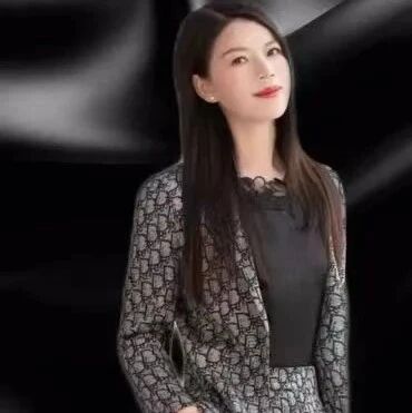 【青春语文·黄友芹专栏】找到你的金蔷薇