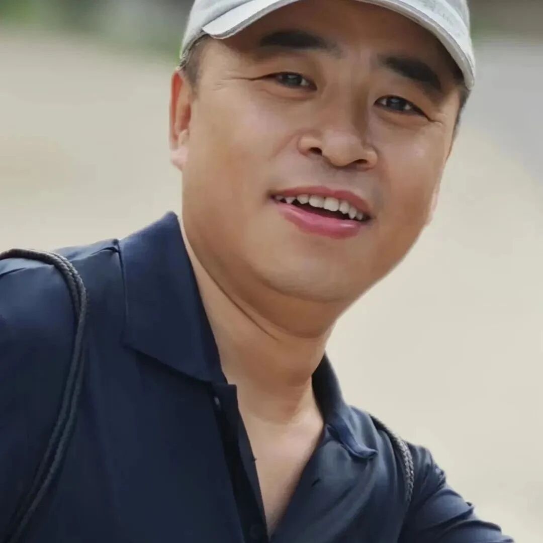 【青春语文·李刚专栏】小生活：檐下柿子红