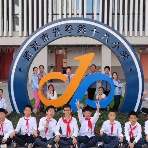 【青春语文·张敏专栏】致敬平凡人，书写非凡事一一一六上第4单元整合课堂实录