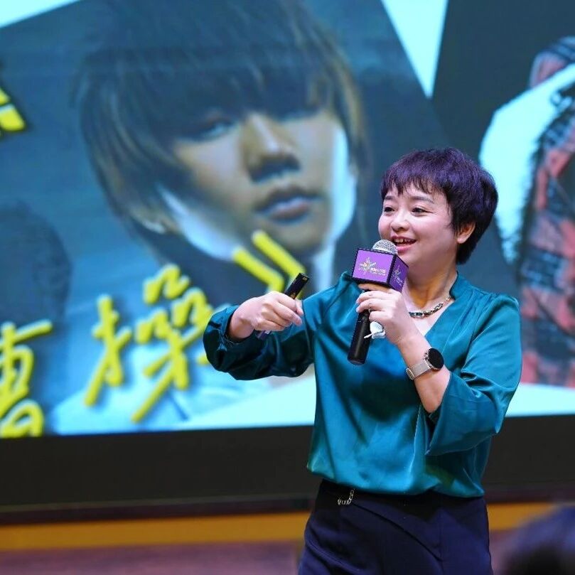 【青春语文·王君专栏】谨以此课，致敬清澜少年赵硕、何臻、薛家琪、梁天逸、潘浥尘
