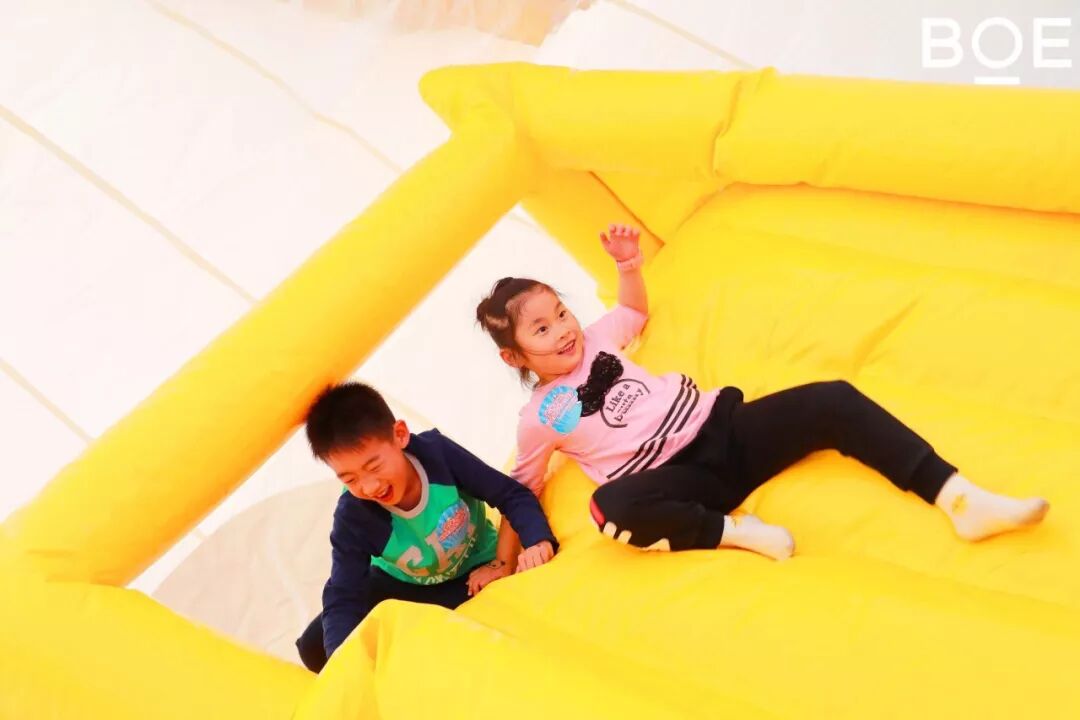 Family Day | 恰逢春時(shí)，我們以愛為名 ，從這里出發(fā)~