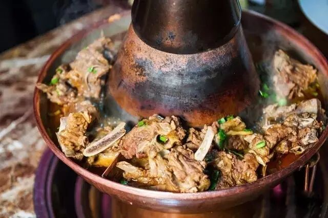 铜锅羊肉 128元/份