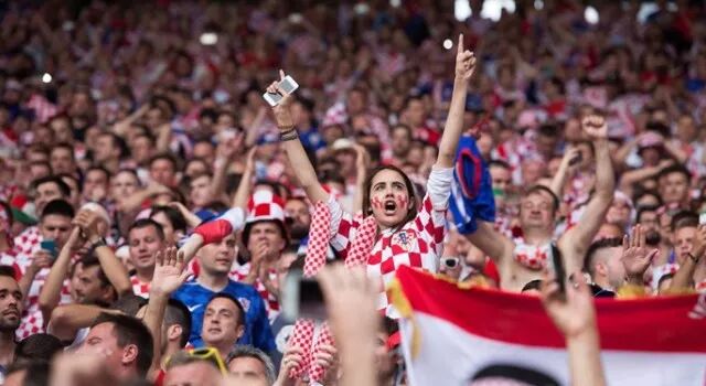 %name 世界杯战火燃起！颜值爆表的钢琴男神马克西姆，一曲《克罗地亚狂想曲》奏响命运的凯歌！