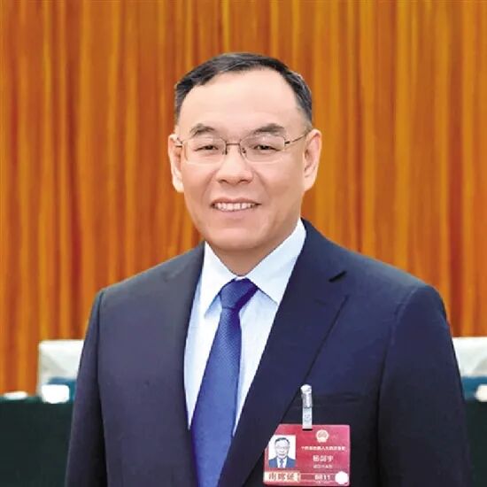 杨剑宇.jpg