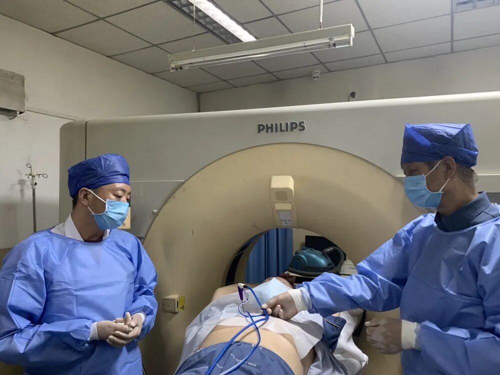 微波针是什么我院呼吸一科又添一神兵利器——以针代刀微波消融治疗肺结节_https://www.jmylbn.com_新闻资讯_第4张