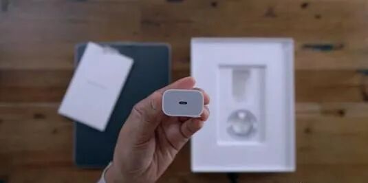 充电电池会自动断电吗_苹果手机充电到80就充不进了怎么办_充电会自动断开