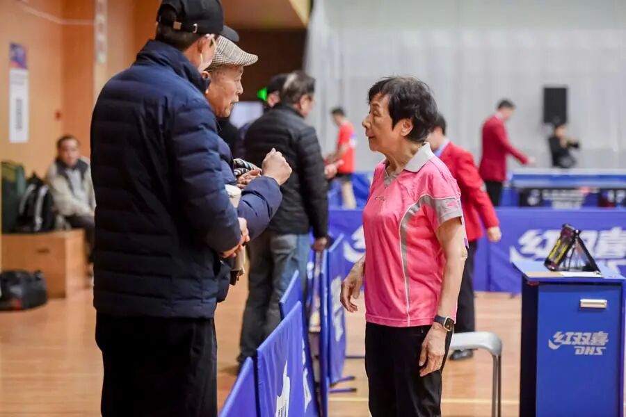 沃霞芬参加乒乓球项目上海市选拔赛（图源/新民晚报）