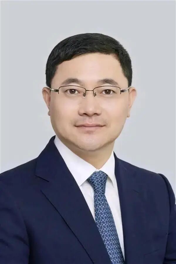 8位厅干拟履新最年轻院士郑海荣已任南京大学副校长