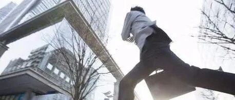 领导私下找你谈话时，涉及到这3个方面，聪明人会尽早离职